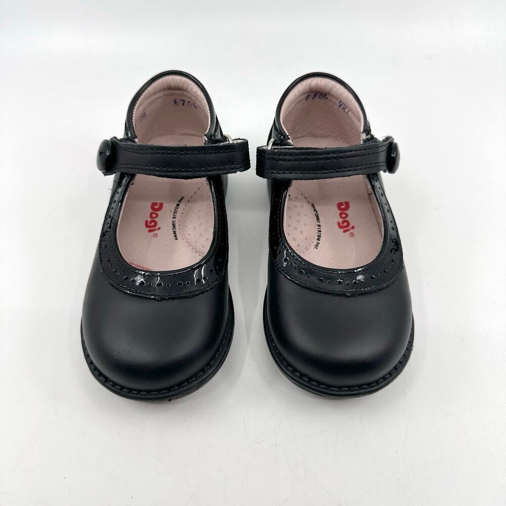 Dogi Kids Girls' School Shoes Black Size 9 1/2 Ankle Strap Loop Slip On Leather